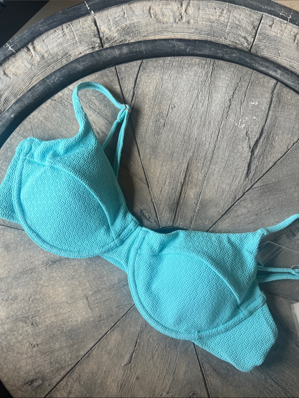Textured Turquoise Women’s Juniors brand Bikini Top - Large B28